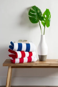 82" Blue And White Stripe With Top Fitted Pocket Beach Towel 10 82" Blue And White Stripe With Top Fitted Pocket Beach Towel -Pool Safe Pro dii2070044a 4 99581.1667691570